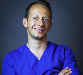 dr n.med. Grzegorz Szczurko – specjalista endodoncji